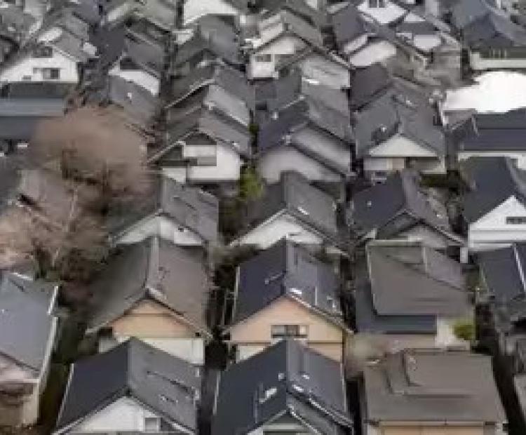 apan is grappling with a significant challenge as the number of vacant homes