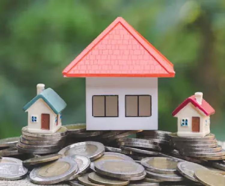 Two key factors will impact the luxury housing market: Report Moneycontrol.com
