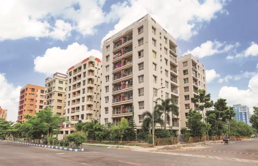 Home sales in India cool down after two years on high base, rising prices Business Standard