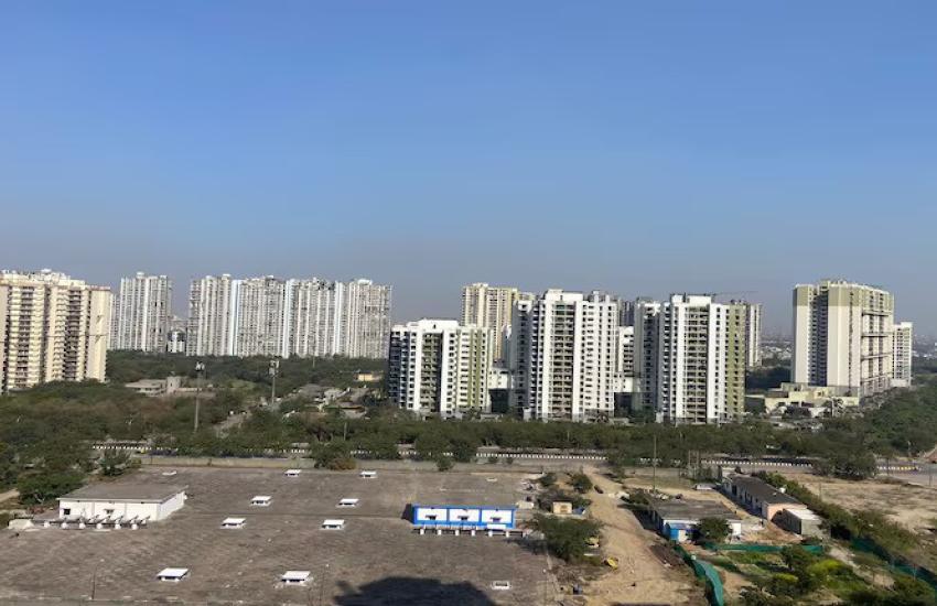 Noida Authority sells 149 plots in FY24, gets Rs 1.03 lakh crore of investment commitments Moneycontrol.com