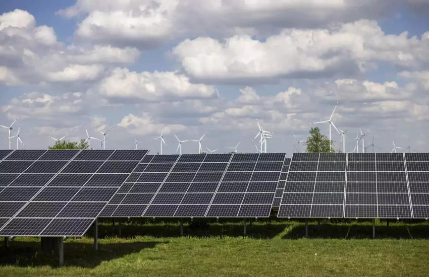 Builders should provide rain harvesting and solar energy to make housing societies sustainable: Govt, ET EnergyWorld